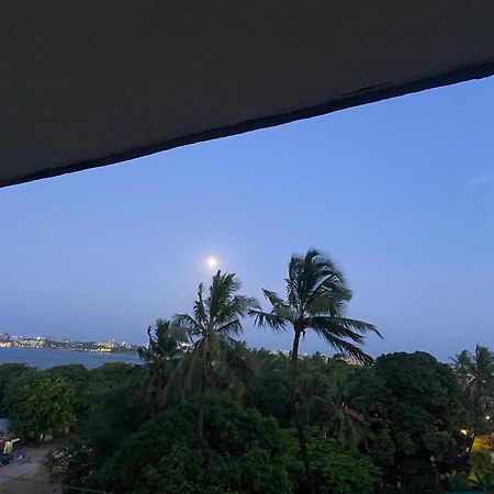 Beachfront M. A.Apartment Dar es Salaam Ngoại thất bức ảnh