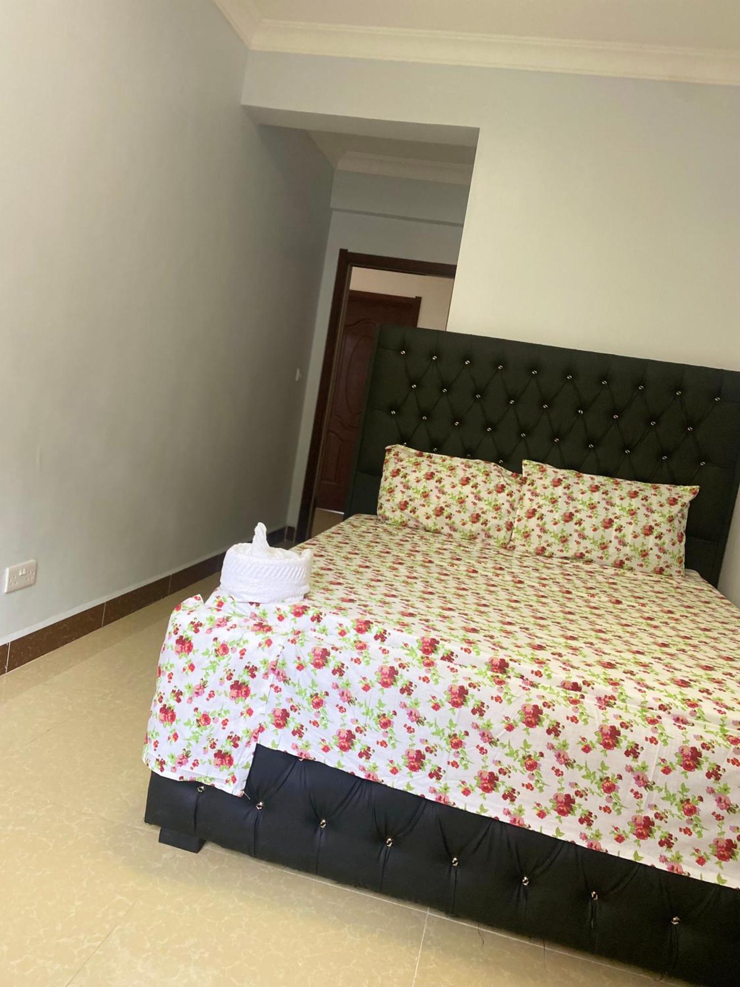 Beachfront M. A.Apartment Dar es Salaam Ngoại thất bức ảnh